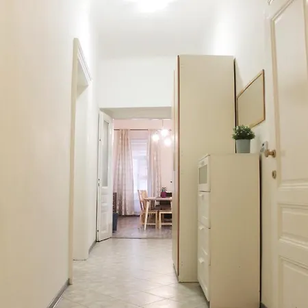 Modern Ve Smeckach 28 Apartment